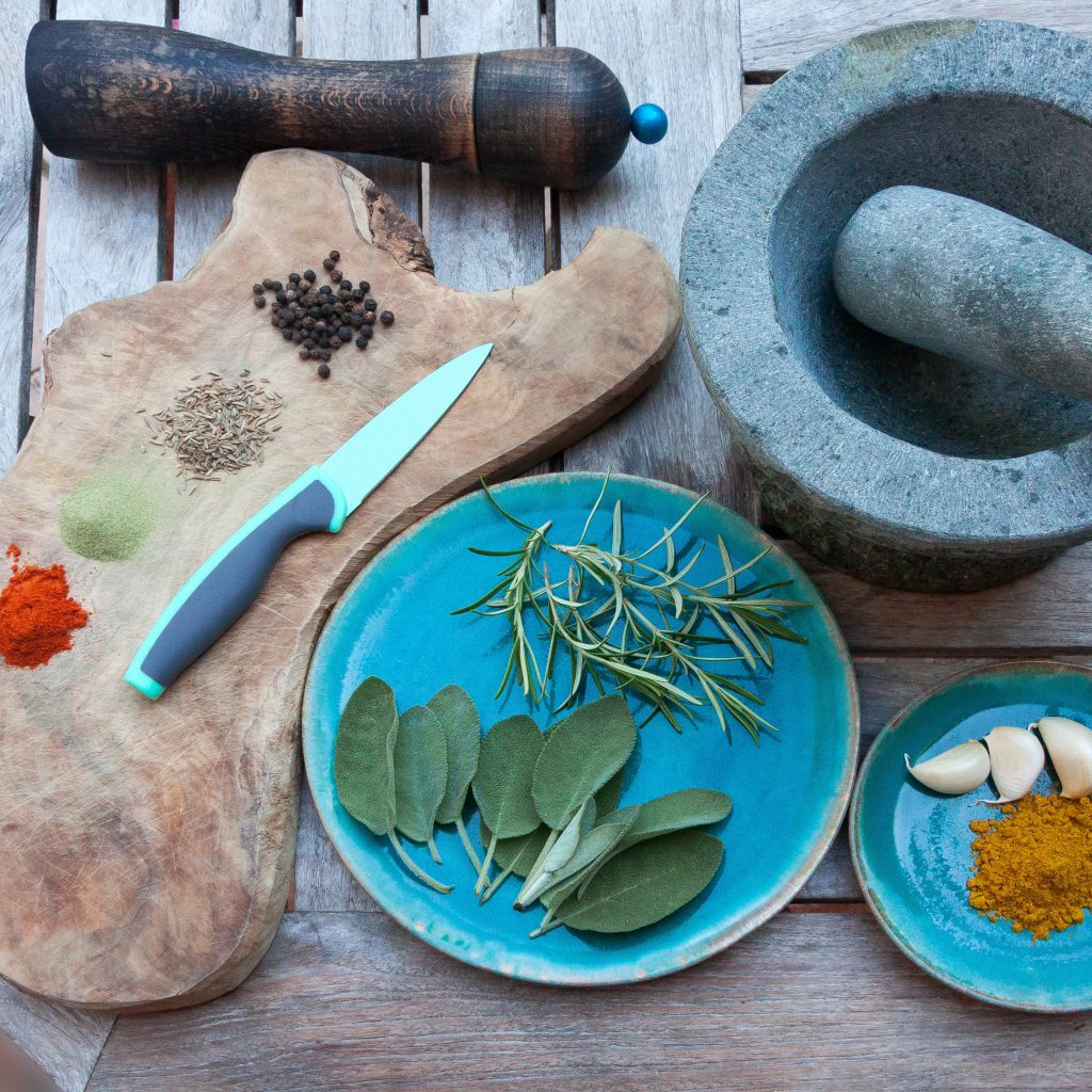 How to Season a Brand New Mortar and Pestle Cookly Magazine